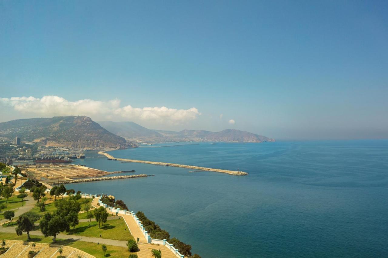 Four Points By Sheraton Oran Exteriör bild