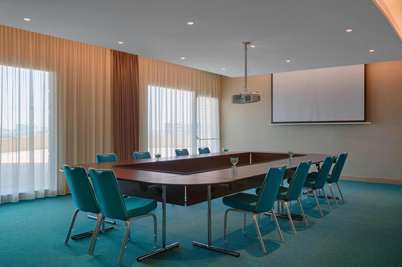Four Points By Sheraton Oran Exteriör bild