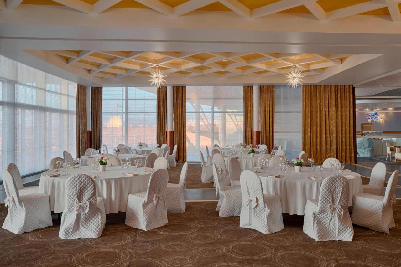 Four Points By Sheraton Oran Exteriör bild