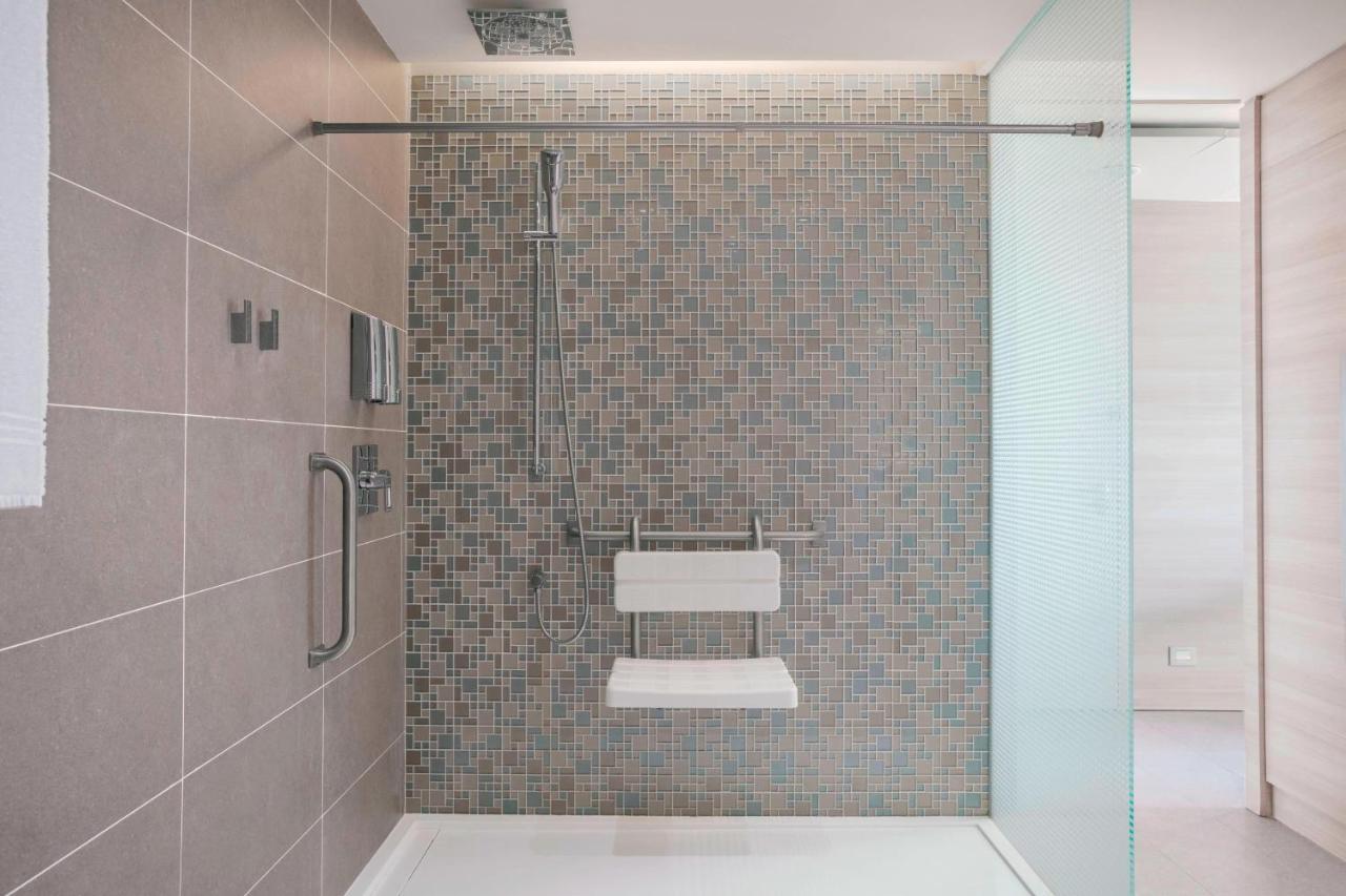 Four Points By Sheraton Oran Exteriör bild